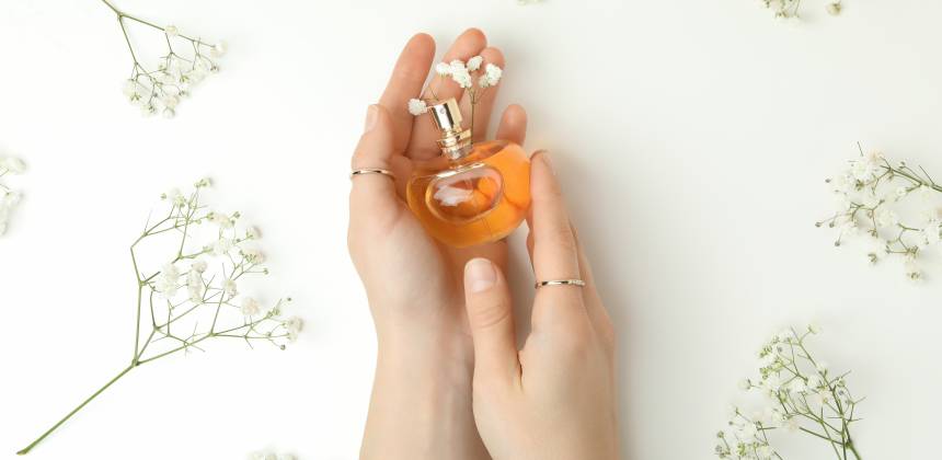 Choosing the right perfume as a gift