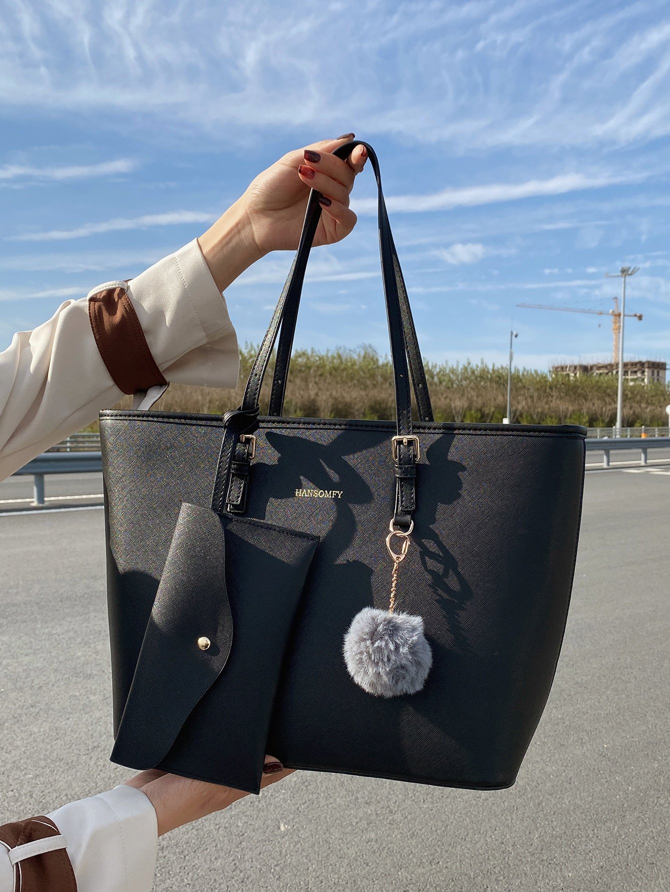 Monica's Pom-Pom Tote Bag - nsejt.mt