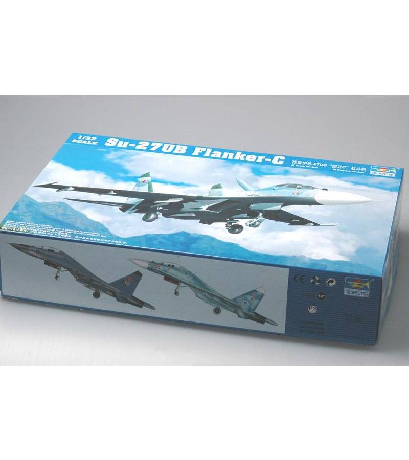 1:32 AIRCRAFT SU-27UB FLANKER-C