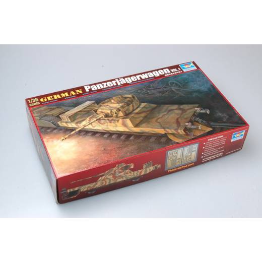 1:35 GERMAN PANZERJAGERWAGEN TRAIN SET