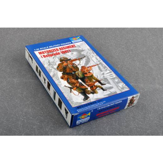 1:35 FIGURE- PANZER DIVISION BELGRADE 1941