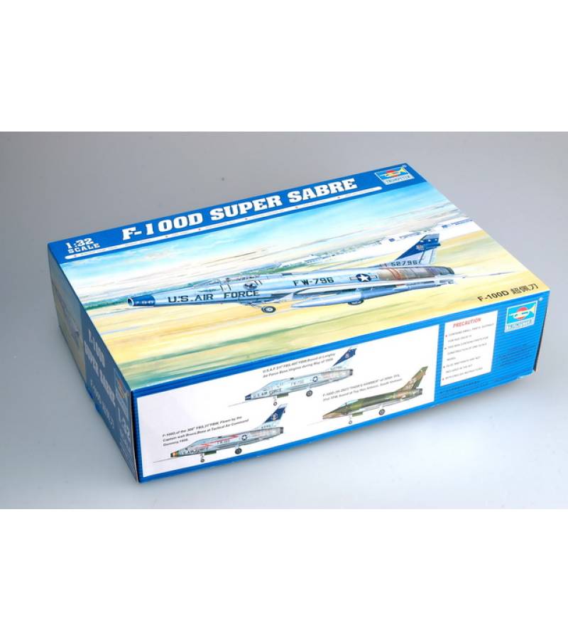 1:32 AIRCRAFT F-100 D SUPER SABRE