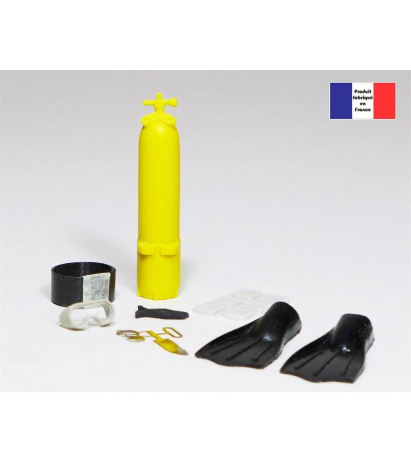 DIVER EQUIPMENT SCALE 1/10