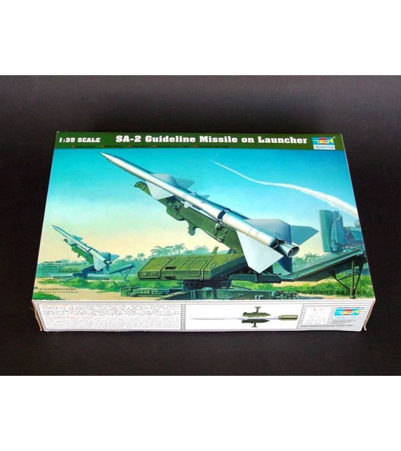1:35 SAM-2 MISSILE WITH LAUNCHER CABIN