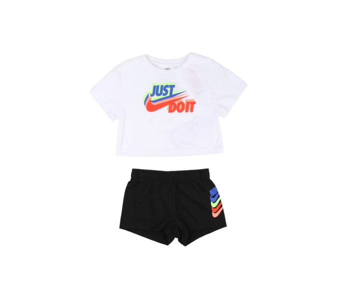 Nike T-shirt & Shorts Set