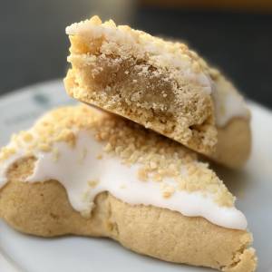 Pure Almond November Bone