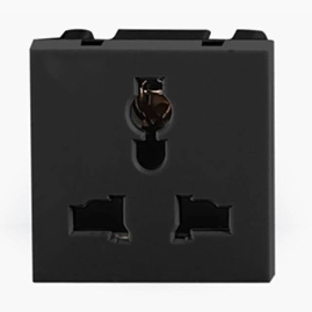 NOEN UK / UNIV 3PIN MODULE 45x45mm 13A 250V BLK