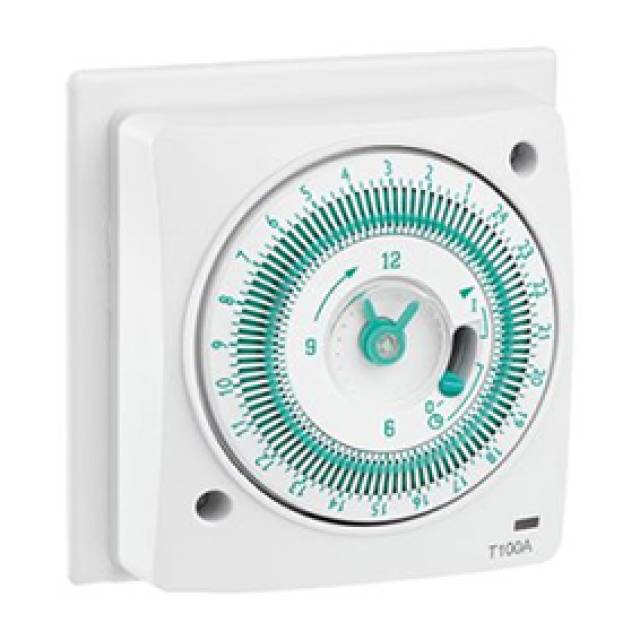 SOCKET BOX TIME SWITCH 24Hr MECHANICAL 3x3