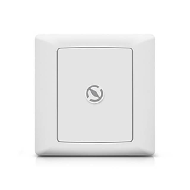 FOXGLO EB WHITE FLEX OUTLET 25A (Bx100)