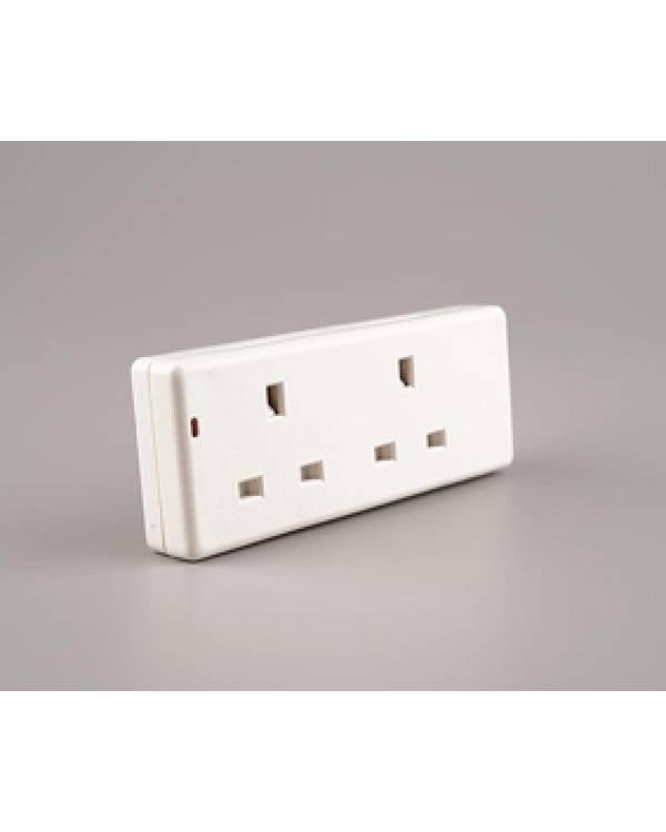 WK EXT SKT 2G 13A H/D NEON UNFUSE WHT (F10+1)(Bx10