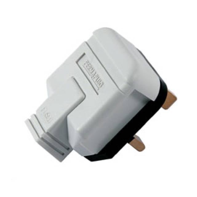 PLUG 13A PLASTIC H/DUTY 3PIN WHT (F10+1) (Bx10)