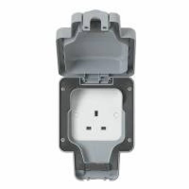 13A IP66 1G SURFACE SOCKET UNSWITCHED GRY