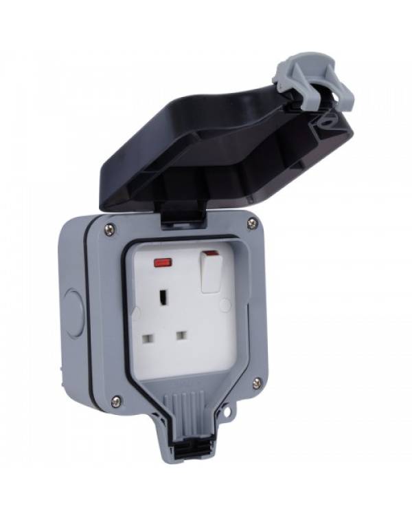 IP66 SWITCH SOCKET 1G 13A SURF (Bx30)