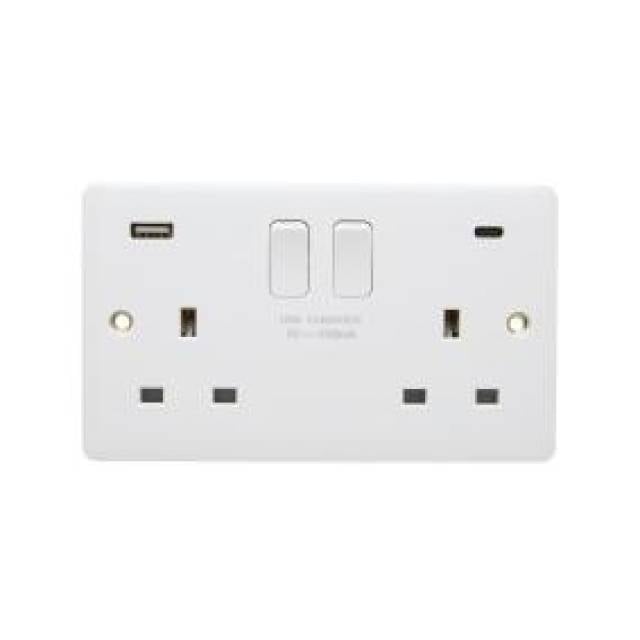 PROFILE+ WHITE 13A SW SOCKET 2G USB A+C