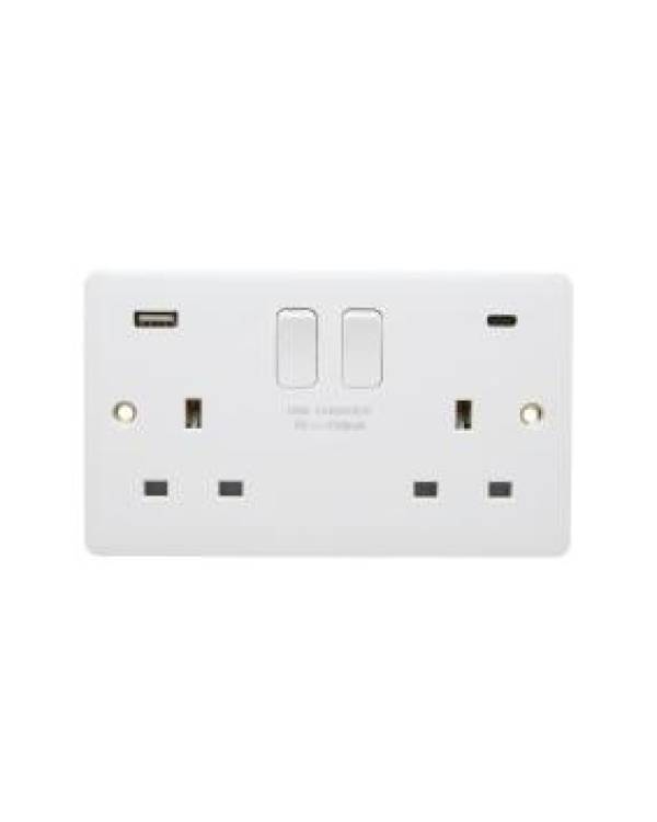 PROFILE+ WHITE 13A SW SOCKET 2G USB A+C
